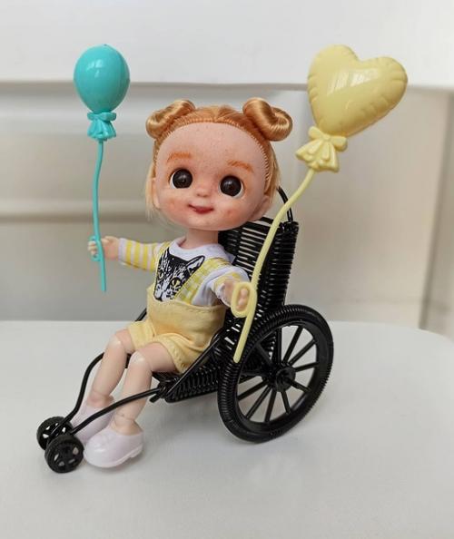 Я хочу познакомить вас с девочкой Аришей. 02