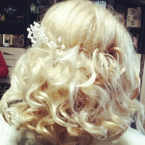 Я могу собрать на свадьбу, вечеринку или фотосессию. 05