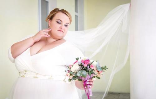 Ищу моделей на макияж и прически для пополнения портфолио и расширения клиентской базы! 01