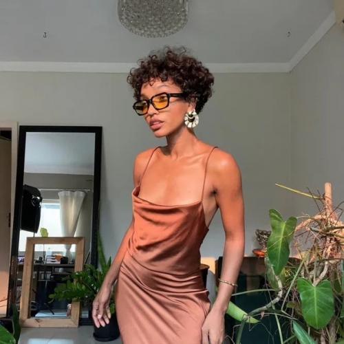 Прическа Горячей Мамочки: 7 вариантов самой стильной короткой стрижки сезона. 04