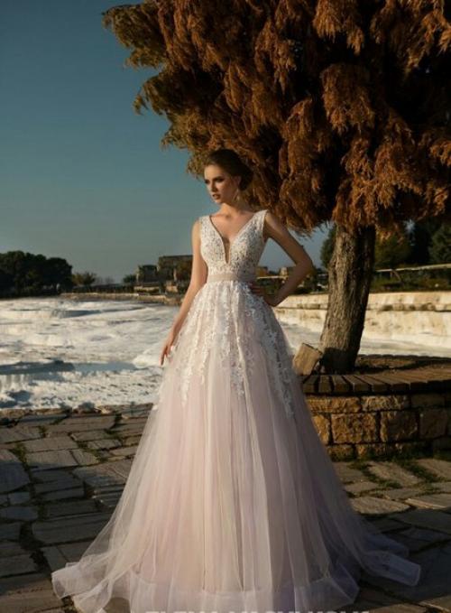 Девочки!  За последние несколько дней в салон поступило более 30 новинок различных фасонов? 07