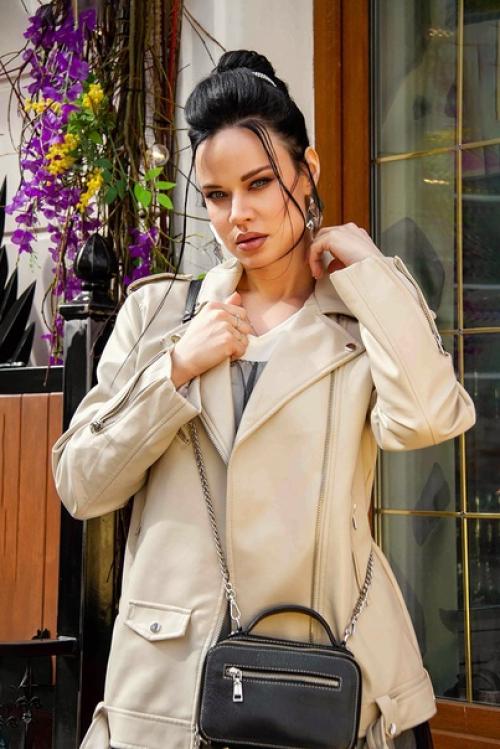 Зима никак нас не отпускает, но мы успели провести фотосессию пока было солнышко. 02