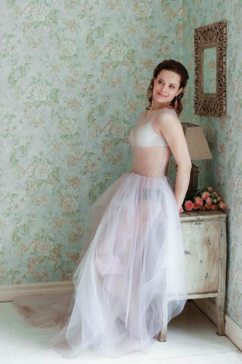 Наступила долгожданная весна, а вместе с ней период нежных и чувственных фотосессий. 01