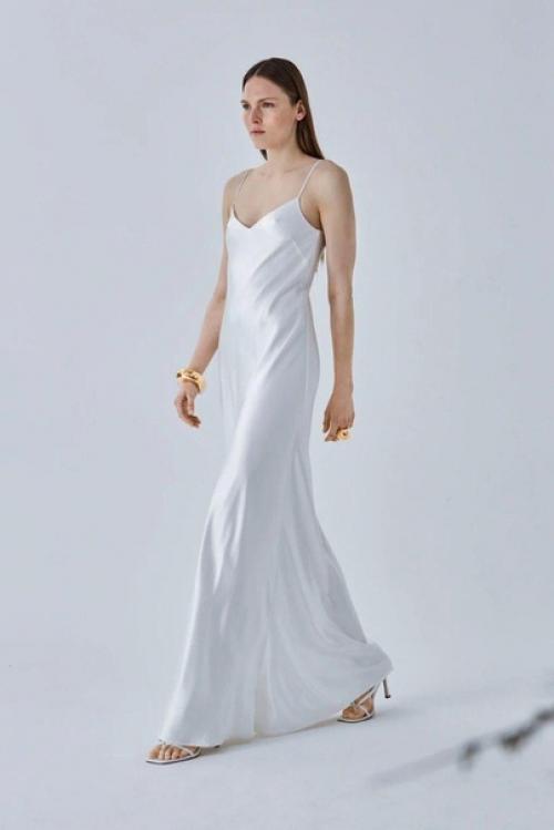 В условиях кризиса изменения затронут всю модную индустрию. 01