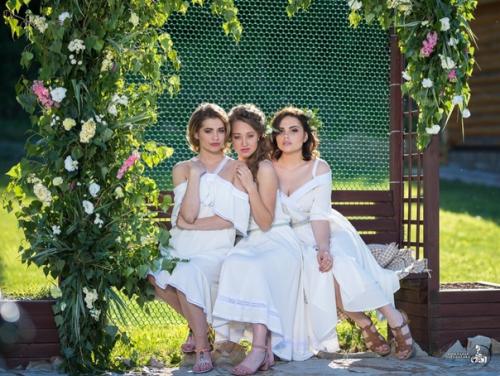 Подружки невесты +.  В последнее время часто спрашивают о макияже для подружек невесты! 01