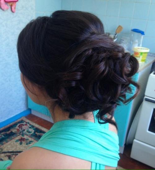 Дорогие девушки, делаю прически, укладки, плетение кос любой сложности по самой низкой цене в городе? 01