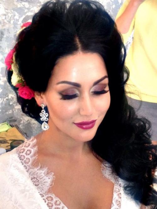 Вчера на мастер-классе Ольги цветковой) повышение квалификации Шикарная Невеста образ невесты от и до прическа, макияж, платье, аксессуары! 06