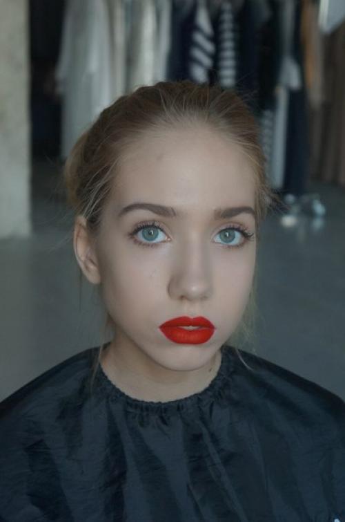 Скидка 50% на МАКИЯЖ и прически. 04