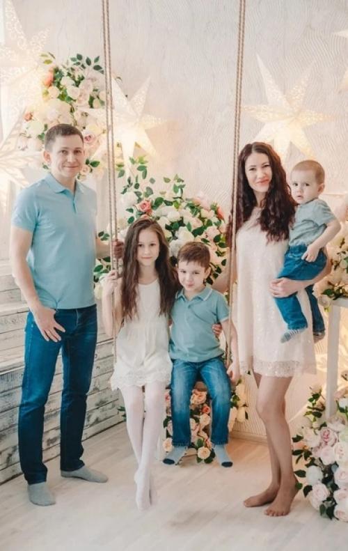 Подготовка к семейной фотосессии в студии. 06 Подготовка к семейной фотосессии в студии. 06