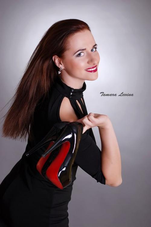 Предлогаю вам проф макияж свадебный, вечерний, для фото съемок. 03