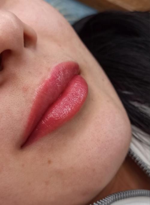 Женщины хотят быть красивыми для себя, но при этом так, чтобы это замечали и хвалили мужчины. 02 Женщины хотят быть красивыми для себя, но при этом так, чтобы это замечали и хвалили мужчины. 02