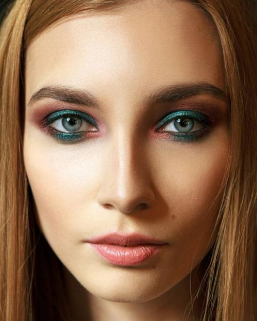 Внимание!  Только в апреле и мае по репосту макияж + прическа 1500. 04