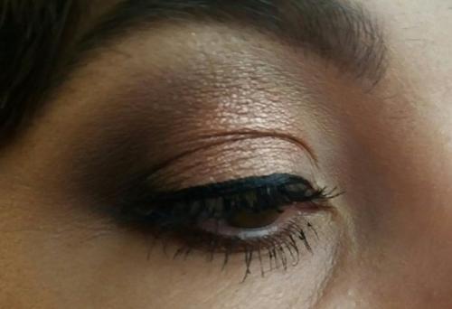 Дорогии девочки?  Предоставляю услуги профессионального визажиста, стилист по прическам, бровист! 05