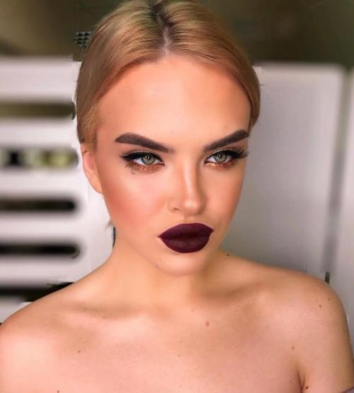 Спец предложение?  Макияж + прическа = 1800 рублей. 06