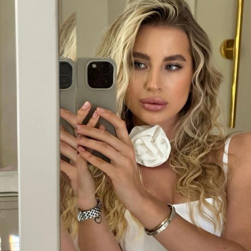 Фотограф и модель в поиске визажиста и стилиста по волосам (можно в лице одного человека) на 9 мая для создания образа в стиле винтаж. 01