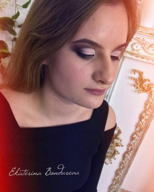 Милые девушки?  Предлагаю вам услуги стилиста - визажиста, по доступным для всех ценам. 03