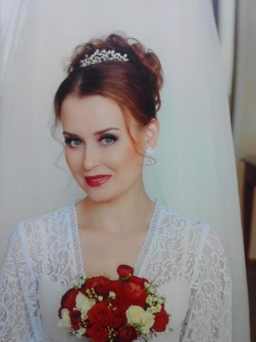 Сезон свадеб предлагаю считать открытым получила сегодня фото одной из самых ярких моих невест и смеялись вместе! 01