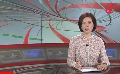 Всю неделю в гримерке за мою прическу и макияж разворачивались битвы. 03