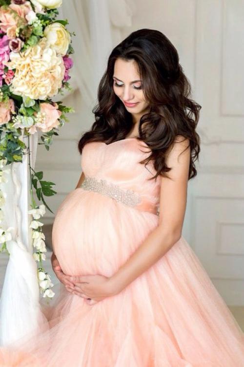 Дорогие девушки!  Нужны модели для отработки техники накручивания объемных локонов, а также создание вечерней прически и макияжа. 08