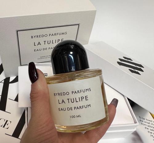 Byredo La Tulipe - оригинальный аромат для женщин, которые стараются продумывать свой образ до мелочей. 03