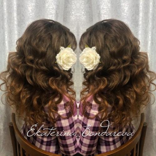 Милые девушки?  Предлагаю вам услуги стилиста - визажиста, по доступным для всех ценам. 04