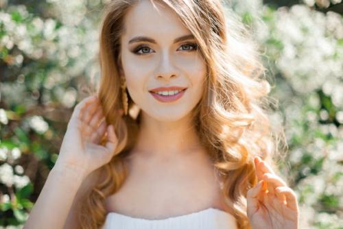 Всем привет!  Стилиста на важное мероприятие ищешь? 02