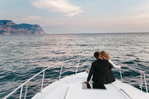 Часто встаёт вопрос: стоит ли делать фотосъемку прогулки в отдельный день от самой свадьбе? 05