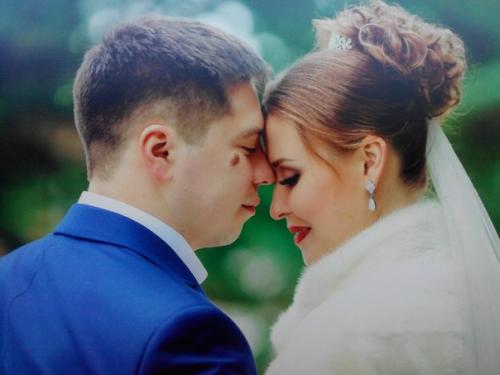 Сезон свадеб предлагаю считать открытым получила сегодня фото одной из самых ярких моих невест и смеялись вместе! 04