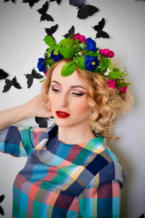 Девочки кто еще хотел записаться на макияж и/или на прическу для выпускного вечера! 02