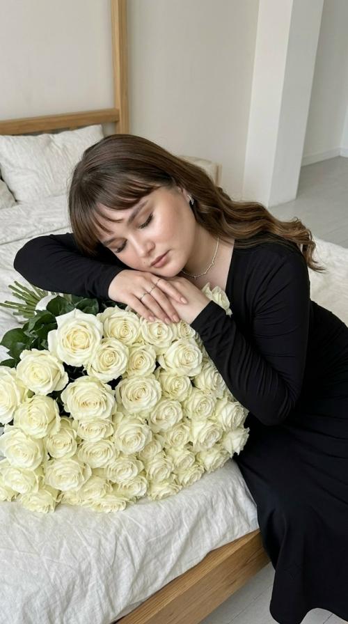 Создай не меняя черты лица.
