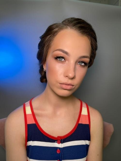 Bronze Makeup.  Как же мне нравятся современные выпускницы. 01