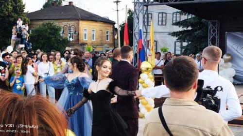 Принцессы раненбурга.  Выпускной. 07