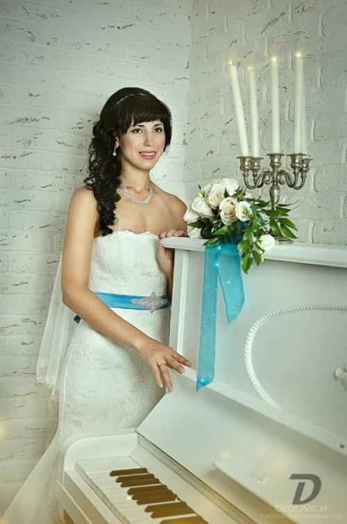 Лето пора свадеб, выпускных. 01