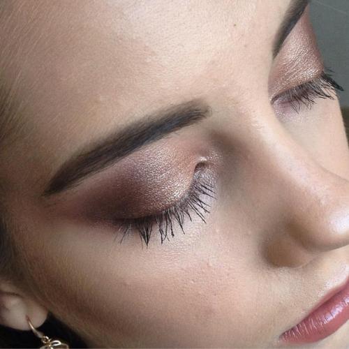 Я могу предложить профессиональный макияж и прически! 04