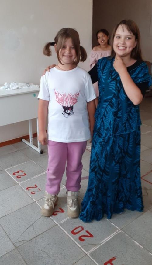 Лето.  Лагерь.  День моды. 09