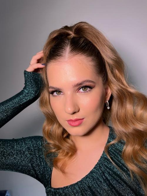 Создам яркий образ за два часа. 08