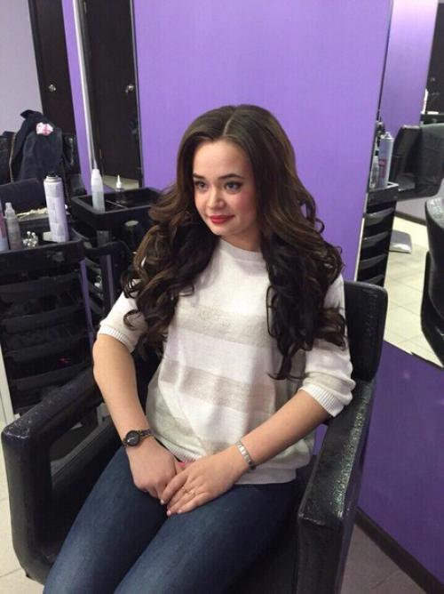 Девочки, теперь у нас в студии вы можете сделать? 01