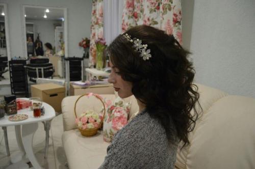 Требуется модель 4 июля в 18: 00 на причёску и макияж для отработки новой техники? 05