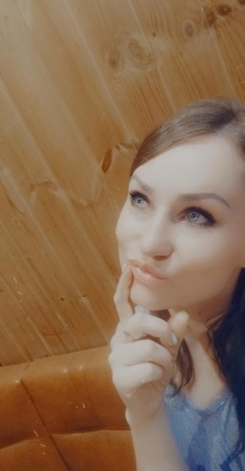 У меня нет потрясающий фигуры и плоского живота. 02