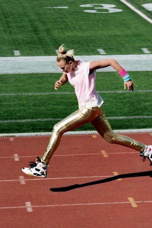 Campus Estivo: Анна вьялицына в фотосессии Мэтта Джонса для Elle Italia July 2015. 04