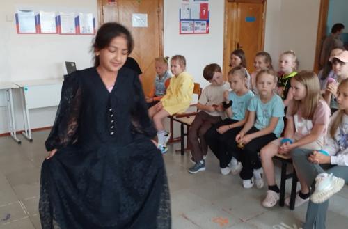 Лето.  Лагерь.  День моды. 04