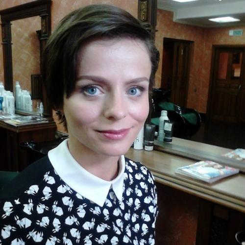 Визажист.  ( Макияж для фотосессии, лифтинг - макияж, свадебный, вечерний) и прическу (локоны. 03