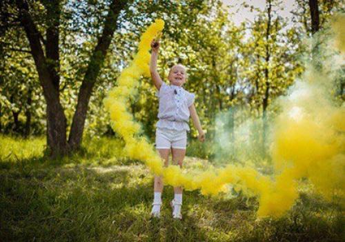 Фотосессия с цветным дымом для детей? 01 Фотосессия с цветным дымом для детей? 01