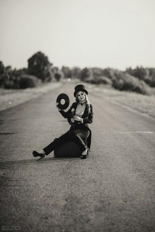 Я хочу выразить благодарность каждому, участвовавшему в создании моего лучшего образа. 01