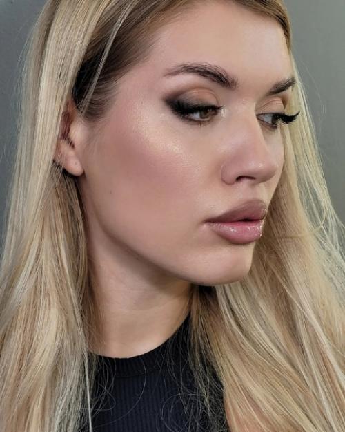 Долго я не решалась на это. 03