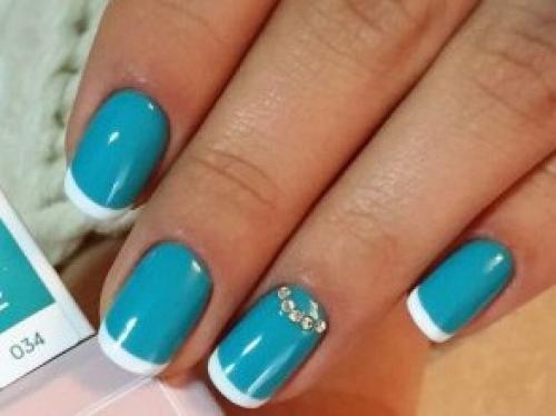 Маникюр со стразами - модные новинки 2017 года - Kodi Professional Optom / топ / база / гель - лак / ультрабонд / фрешер / типс офф / клинсер/. 04