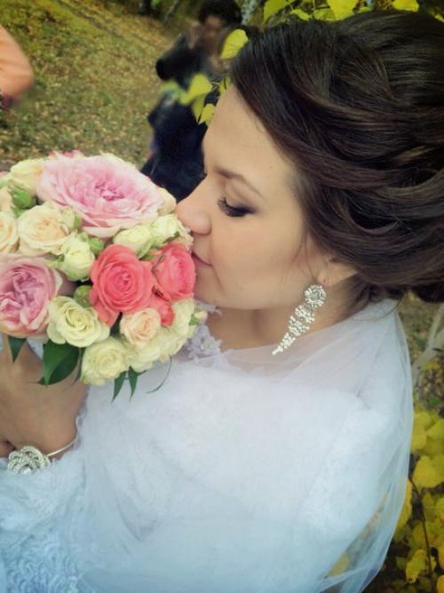 Моделей для пополнения портфолио на прически и макияж ищу! 08