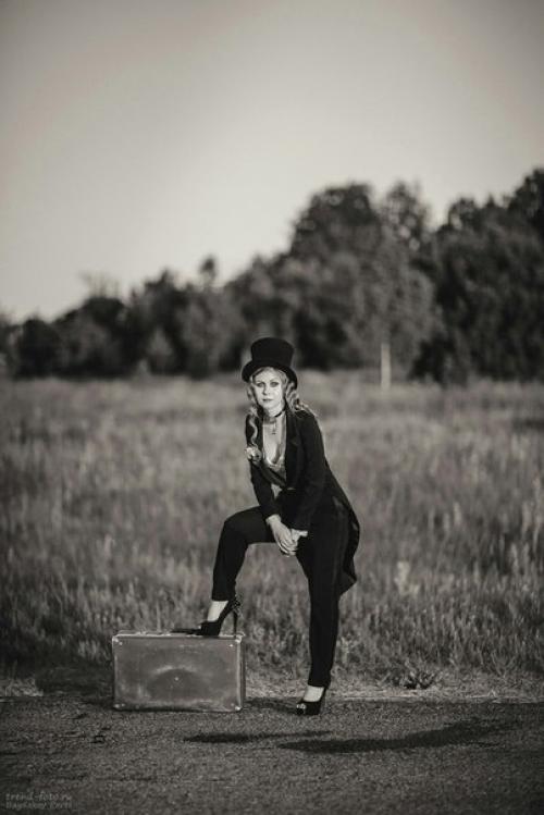 Я хочу выразить благодарность каждому, участвовавшему в создании моего лучшего образа. 06