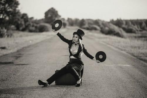 Я хочу выразить благодарность каждому, участвовавшему в создании моего лучшего образа. 02