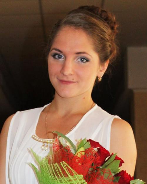 Уже специалист!  Сборы на вручение диплома. 02